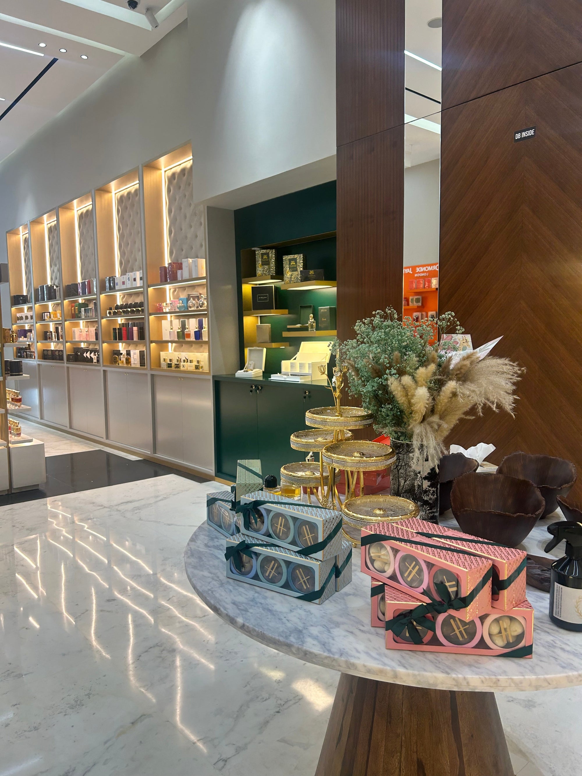 'The Niche Gallery' - The Real Story Behind Our Brand