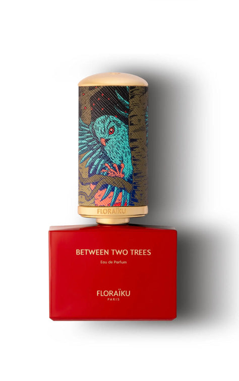 Floraïku BETWEEN TWO TREES